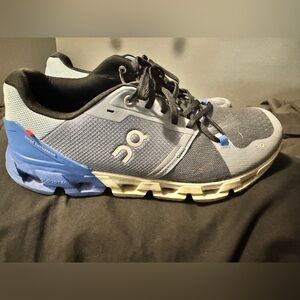 iCloud CloudFlyer 4 men’s size 10